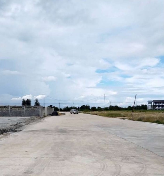 ขายที่ดินสวยถมแล้ว บางนา-ตราด กม. 19เลียบคลองส่งน้ำสุวรรณภูมิคลอง 4