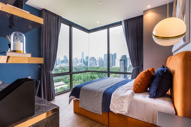 Condo Muniq Langsuan, near Lumpini Park and BTS Chid Lom & Phloen Chit