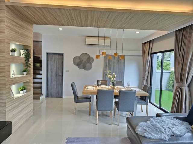 ให้เช่า บ้านเดี่ยว 4 ห้องนอน บ้านลุมพินี สวนหลวง ร.9 Baan Lumpini Suanluang Rama 9 Phase 2 ตกแต่งใหม่ทั้งหลัง พร้อมเฟอร์