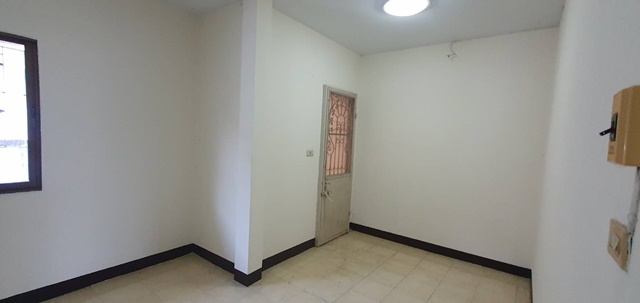 คฤหาสน์ 3 ชั้น 2 คูหา เดอะมอลล์ บางแค 2.2 กม. กัลปพฤกษ์ 4นอน 33 ตร.วา.300 ตร.ม.รร.นานาชาติบริติช กาญจนา