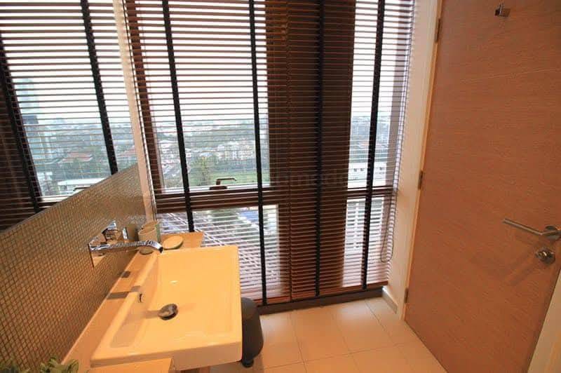 ให้เช่าห้องชุด The Lofts เอกมัย Fully furnished ห้องขนาด 74 ตรม 2ห้องนอน ชั้น 15 วิวเปิดโล่งทางทิศใต้ – ghd000522R