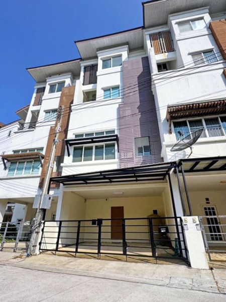 ติดทะเลบางแสน 4นอน บางพระ ศรีราชา ให้เช่าคฤหาสน์แนวตั้ง 4 ชั้น ชายหาดส่วนตัว 30 ตร.วา.480 ตร.ม. 6น้ำ ตลาดหนองมน 5.2 กม.