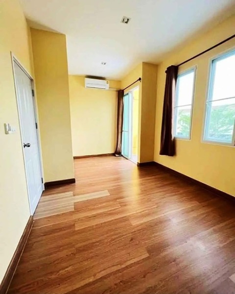 รร.นานาชาติแพน-เอเชีย 2.2 กม. เฉลิมพระเกียรติ ร.9 28 MRT สวนหลวง ร.9 ทาวน์โฮม 2 ชั้น 19ตร.วา.149 ตร.ม.3 นอน 2 น้ำ