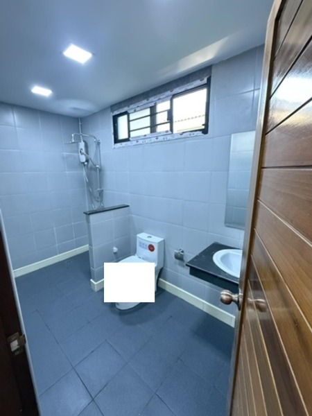รร.นวมินทร์ราชูทิศ บดินทรเดชา 700ม. MRT ลาดพร้าว71 1.1กม. โชคชัย 4 ให้เช่าบ้านเดี่ยว 2 ชั้น 105ตร.วา.385 ตร.ม. 4 แอร์ ทำ