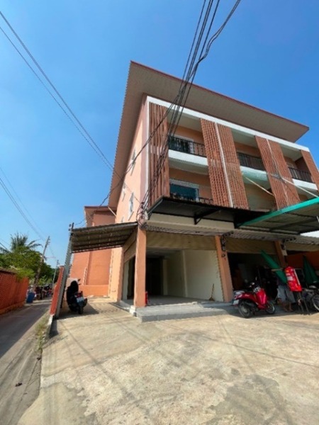 วัดครุใน โลตัส บางปะกอก 1.5 กม. สุขสวัสดิ์ 66-72 MRT สะพานพระรามสาม 2.9 กม.ให้เช่าอาคาร 3ชั้น หลังมุม 22ตร.วา. 242ตร.ม.