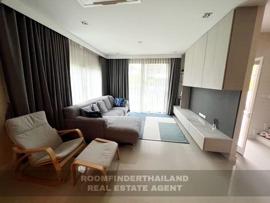 [ให้เช่า] FOR RENT BURASIRI WONGWAEN – ONNUT / 4 bedrooms 3 bathrooms / 67 Sqw. 200 Sqm. **80,000** CLOSE TO SUVARNABHUMI AIRPORT