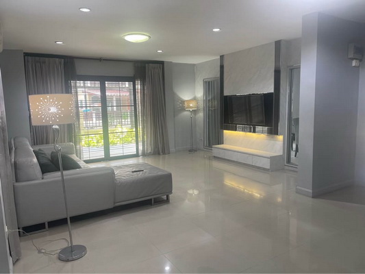 [ให้เช่า] FOR RENT BAAN JITLADA LAND BANGKRUAI – SAINOI / 3 bedrooms 3 bathrooms / 95 Sqw. 180 Sqm. **20,000** CLOSE TO SAINOI HOSPITAL