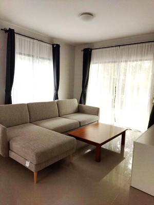 [ให้เช่า] FOR RENT KANASIRI WONGWAEN – LAMLUKKA / 3 bedrooms 2 bathrooms / 52 Sqw. 160 Sqm. **20,000** CLOSE TO BG PATHUM FOOTBALL CLUB