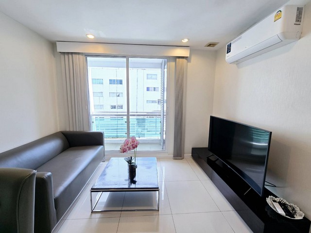 For Rent The Surawong By Chewathai Hup Soon 40.40 sq.m Fully furnished Near MRT Sam Yan Station