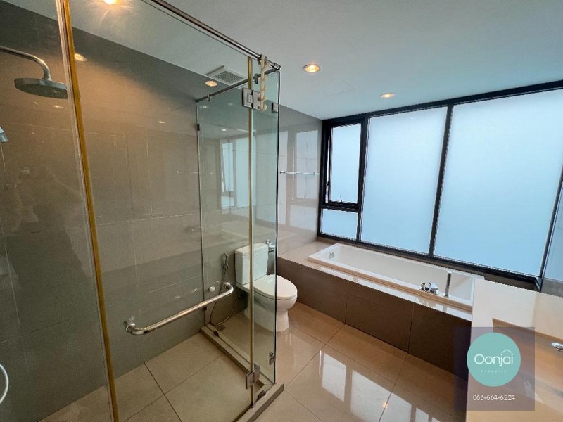 For Sell Rhythm Sukhumvit 42 size 77.93 sqm. 2Bed 2Bath 27th Floor near BTS Ekkamai – OJ_068_RT42