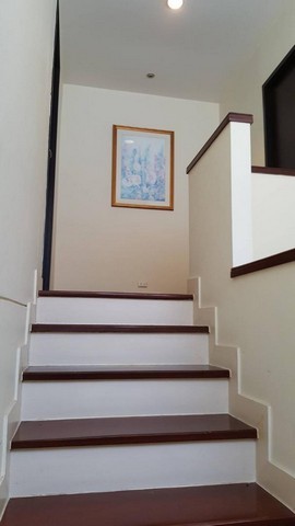 ปล่อยเช่าบ้านเดี่ยว 2 ชั้น หมู่บ้านBangkok Villa ใกล้โรงเรียนนานาชาติSISB ใกล้เลียบทางด่วนเอกมัย-รามอินทรา