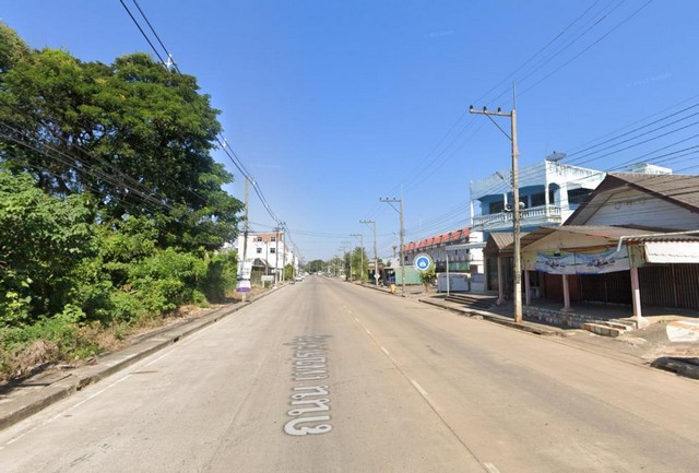 ขายที่ดิน 1 ไร่กว่า พร้อมสิ่งปลูกสร้าง ผังสีชมพู ริมถนนเพชรเจริญ ใจกลางเมืองเพชรบูรณ์ เหมาะทำโรงแรม หรือร้านค้าส่ง