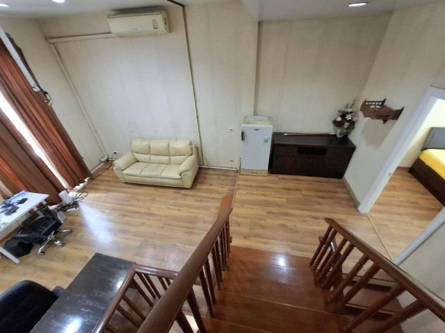 ให้เช่าบ้านกลางเมือง3ชั้น25ตรว.ถนนกำแพงเพชร/รัชวิภา ใกล้ BTSวัดเสมียนนารี