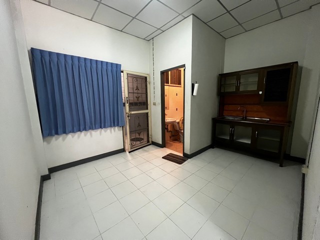 For Rent ทาวโฮม3ชั้น หมู่บ้านเอกนคร ใกล้ห้าแยกวัชรพล