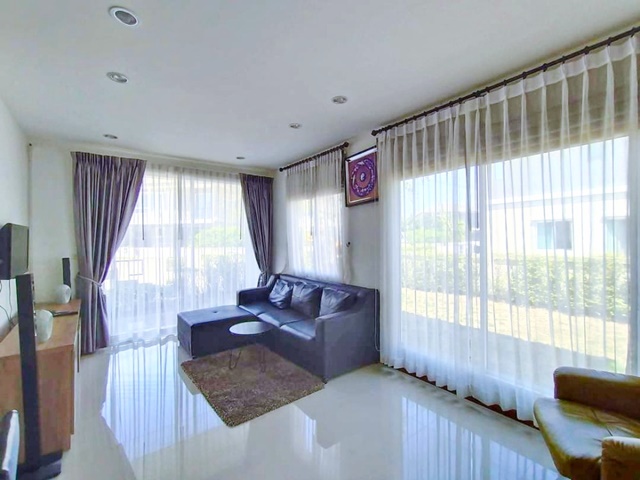 บ้านใหม่ตกแต่งครบ บ้านเดี่ยว 2 ชั้น 54 ตร.วา.รร.อัสสัมชัญระยอง 5.9 กม. พร้อมเฟอร์ เครื่องใช้ไฟฟ้า วิวสวนหย่อม วิวทะเล