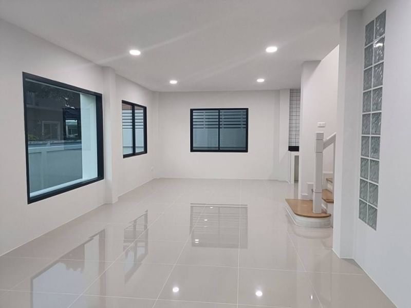 ANN421 ขายบ้านแฝดสไตล์บ้านเดี่ยว 2.89ล้าน บ้านชวนชมพาร์ค ซ.วัดคลองตาคล้าย
