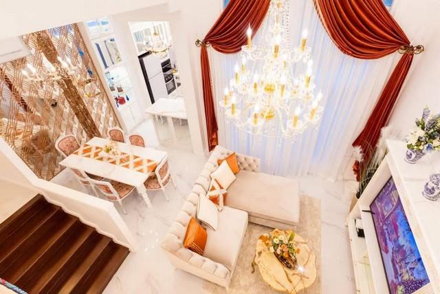 ให้เช่าบ้านเดี่ยว 4 ชั้น หมู่บ้านคริสตัลวิลล์ ซอยประดิษฐ์มนูธรรม 19 ลาดพร้าว ใกล้เซ็นทรัลอีสต์วิลล์