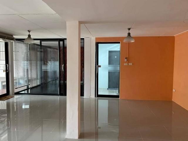 ให้เช่าบ้านเดี่ยว 2 ชั้น หมู่บ้านทิวสน 3 ซอยลาดพร้าว 87 แยก 14 ใกล้เลียบด่วนรามอินทรา ใกล้ CDC