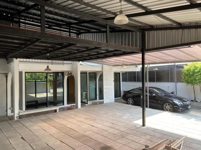ให้เช่าบ้านเดี่ยว โฮมออฟฟิศ 2 ชั้น 85 ตรว. หมู่บ้าน ทิวสน3 ลาดพร้าว 87 ใกล้เลียบด่วน ใกล้ CDC