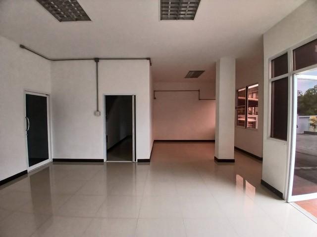 ขายโรงงาน 399 ตรม. พร้อมสำนักงาน 2 ชั้น (โกดังแฝด) สามารถทำโรงงานได้ ลำลูกกาคลอง 8 ปทุมธานี