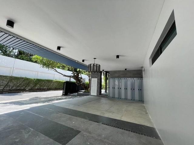 ขาย บ้านเดี่ยว 5 ห้องนอน รีโนเวทใหม่ พร้อมอยู่ โครงการลดาวัลย์ เกษตร นวมินทร์ ถนนวัดลาดปลาเค้า
