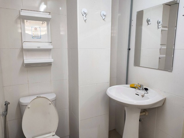 ขายด่วน ๆ ห้องชุด Green Point Condominium-Nong Chok คอนโดกรีนพ้อยท์ หนองจอก 42Square Meter 1789675 BAHT. คุ้มสุดๆ