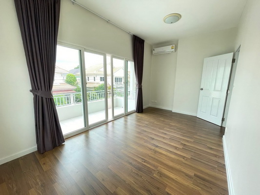 [ให้เช่า] FOR RENT PERFECT PLACE SUKHUMVIT 77 – SUVARNABHUMI / 3 bedrooms 3 bathrooms / 60 Sqw. 200 Sqm. **45,000** CLOSE TO ROBINSON LADKRABANG
