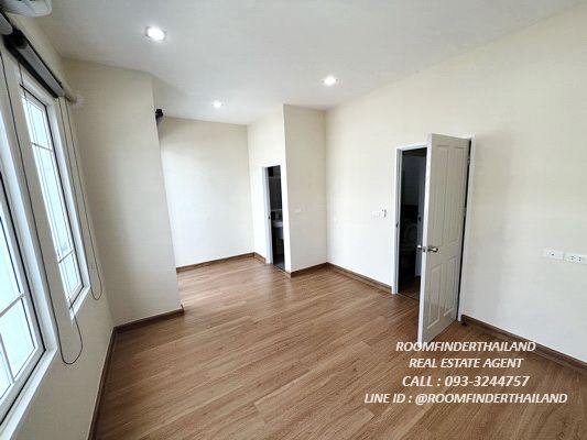 [ให้เช่า] FOR RENT GOLDEN TOWN SATHORN / 4 bedrooms 3 bathrooms / 20 Sqw. 122 Sqm. **22,000** CLOSE TO BTS WUTTAKAT