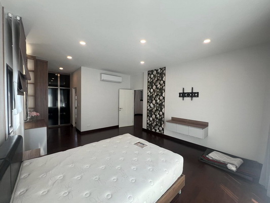 [ให้เช่า] FOR RENT THE CITY EKKAMAI – LADPRAO / 4 bedrooms 5 bathrooms / 56 Sqw. 330 Sqm. **180,000** CLOSE TO TOWN IN TOWN