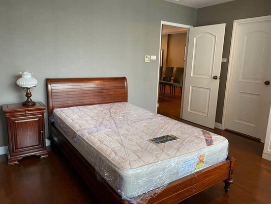 [ให้เช่า] FOR RENT BAAN NUNTHASIRI SATHORN / 3 bedrooms 3 bathrooms / 155 Sqm. **80,000** CLOSE TO MRT LUMPHINI STATION
