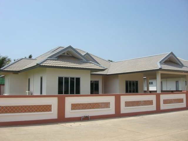 บ้าน ม.ยูโรเปี้ยนไทยเฮ้าส์ พัทยา พื้นที่เท่ากับ 15 Square Wah 1 Ngan 0 RAI 3 นอน 8600000 THAI BAHT ใกล้ ห่างทางหลวงหมายเ