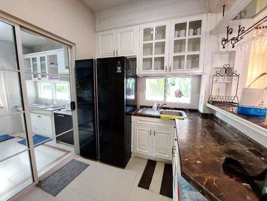 [ให้เช่า] FOR RENT LADAWAN RAMINTRA KM.2 / 3 bedrooms 3 bathrooms / 90 Sqw. 220 Sqm. **65,000** CLOSE TO SKYTRAIN LAT PLA KHAO STATION