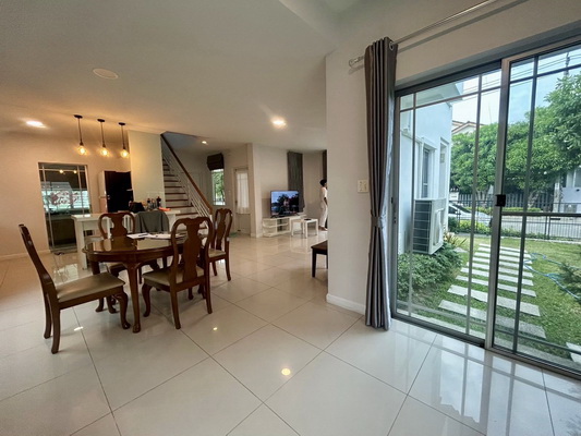 [ให้เช่า] FOR RENT MANTANA ONNUT – WONGWAEN 2 / 3 bedrooms 3 bathrooms / 65 Sqw. 200 Sqm. **50,000** PET FRIENDLY. CLOSE TO SUVARNABHUMI AIRPORT