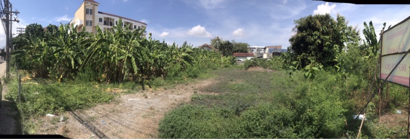 VLM 1048  ขายที่ดิน ซอยลาซาล 53 ซอยกว้าง ~6 เมตร แขวงบางนาใต้ เขตบางนา ทิศตะวันตก  เนื้อที่ 1-0-94 ไร่