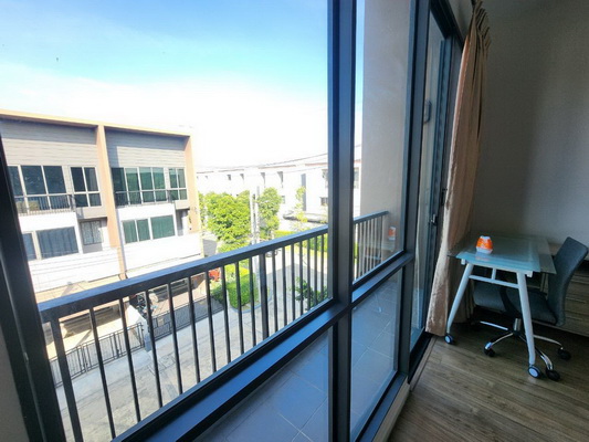 [ให้เช่า] FOR RENT BAAN KLANG MUANG RAMA 9 – KRUNGTHEPKREETHA / 3 bedrooms 3 bathrooms / 18 Sqw. 160 Sqm. **35,000** CLOSE TO BRIGHTON COLLEGE BANGKOK