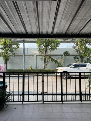 [ให้เช่า] FOR RENT THE METRO RAMA 9 / 3 bedrooms 3 bathrooms / 19 Sqw. 140 Sqm. **20,000** CLOSE TO STAMFORD UNIVERSITY