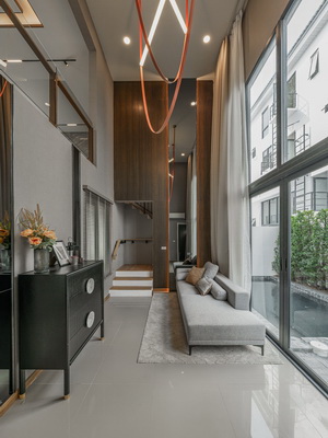 [ให้เช่า] FOR RENT SOL MIDTOWN PETCHKASEM – SATHORN / 4 bedrooms 5 bathrooms / 28 Sqw. 280 Sqm. **160,000** POOL VILLA CLOSE TO THE MALL BANGKAE