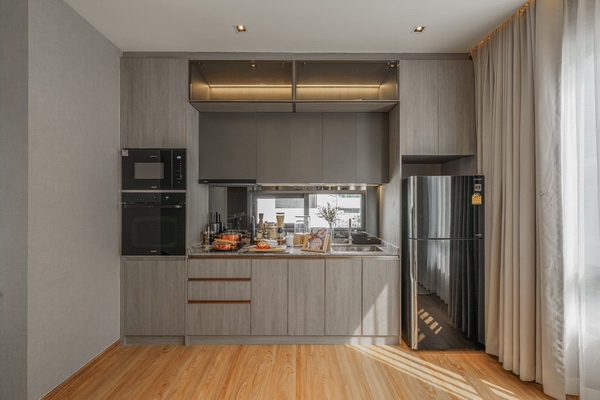[ให้เช่า] FOR RENT SOL MIDTOWN PETCHKASEM – SATHORN / 4 bedrooms 5 bathrooms / 28 Sqw. 280 Sqm. **160,000** POOL VILLA CLOSE TO THE MALL BANGKAE