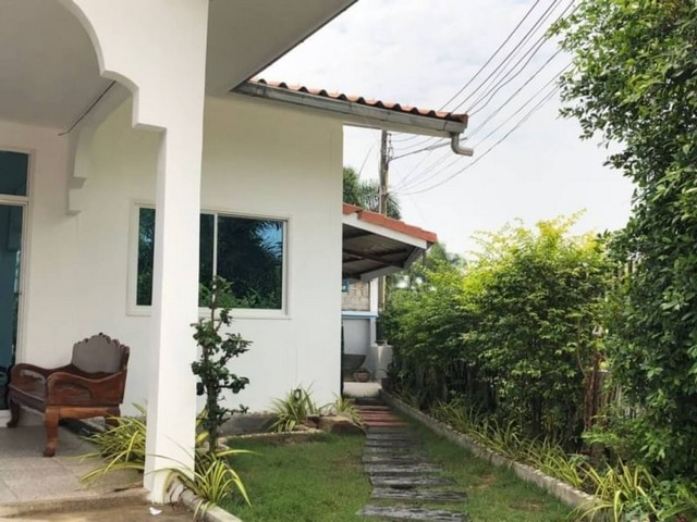 ขายบ้านสุนิสาพูลวิลล่า ตำบลนาจอมเทียน อำเภอสัตหีบ จังหวัดชลบุรี