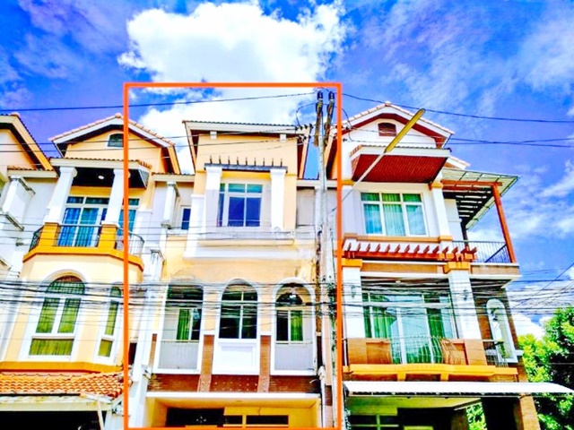 ม.รังสิต 3.9กม. เซียร์ รังสิต 350 ม.ให้เช่าทาวน์เฮาส์ 3 ชั้น พร้อมเฟอร์บิวท์ แอร์5 BTSแยก คปอ. 3.7กม.