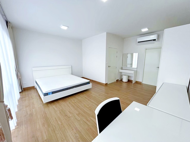 บ้านกลางเมือง ทำเลใหม่ 220ตร.ม. รามอินทรา19 พหล48 ทาวน์โฮม 3ชั้น ถ.เทพรักษ์ MRTลาดปลาเค้า 2.2 กม.18ตร.วา. 3 แอร์ 3นอน 3น