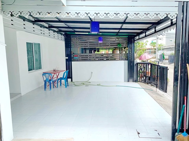 รร.นานาชาติ ไทย-จีน 1.5 กม.เมกา บางนา 1.5กม.หลังมุม 38 ตร.วา.308 ตร.ม.3 นอน บุญถาวร สุวรรณภูมิ 2.4 กม. ให้เช่าทาวน์เฮาส์