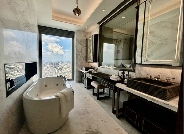 ขายคอนโด 3 ห้องนอน The ResidencesMandarin Oriental Bangkok ชั้น 40 พื้นที่ 223 ตร.ม. คอนโดหรูริมแม่น้ำเจ้าพระยา