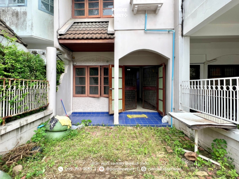 ทาวน์เฮ้าส์ 2 ชั้น หมู่บ้านชวนชื่น ประชาชื่น30 เขตบางซื่อ กรุงเทพฯ  ใกล้ทางด่วน ด่านประชาชื่น รัชดา วงศ์สว่าง