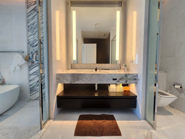 River view condo for rent and sale at Four Seasons Private Residences