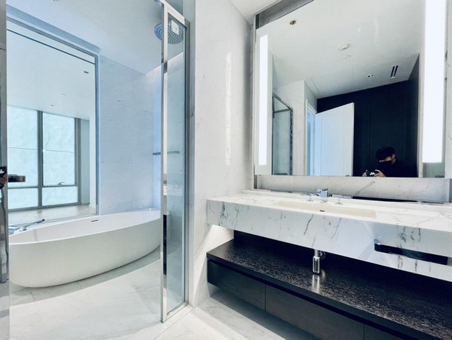 River view condo for rent and sale at Four Seasons Private Residences
