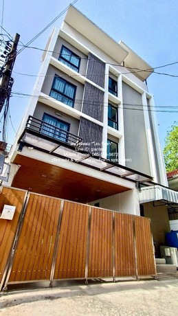 อพาร์ทเมนท์ ขายห้องพักให้เช่ารายเดือน (Apartment) 4 ชั้น 15 ห้อง (43 ตร.ว.) ถ.ประชาอุทิศ (MRT ห้วยขวาง), 19.9 ล้านบาท พ.