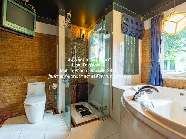 บ้าน ขายบ้านเดี่ยวหรู 2 ชั้น (3 หลัง) ถ.พัฒนาการ 136.9 ตร.ว. 5 น 5 น้ำ 4 จอดรถ (ห่าง ซ.ทองหล่อ 10 นาที), ราคา 54 ล้านบาท