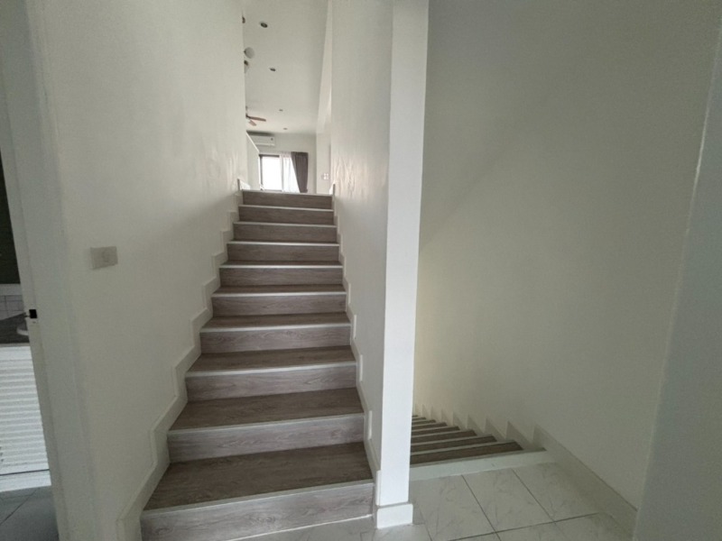 ให้เช่า ดนิชาการ์เด้น คอนโดมิเนียม (Danicha Garden Condominium)