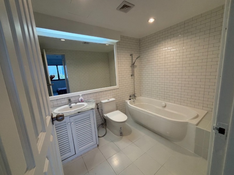 ให้เช่า ดนิชาการ์เด้น คอนโดมิเนียม (Danicha Garden Condominium)